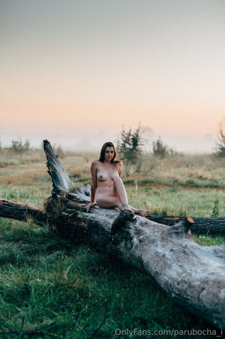 Parubocha I model nice images