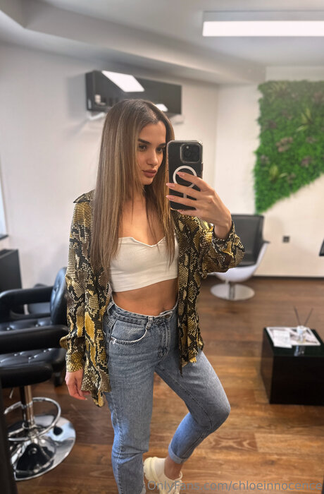 Chloeinnocence Profile pic