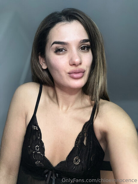 Chloeinnocence model sexy pic