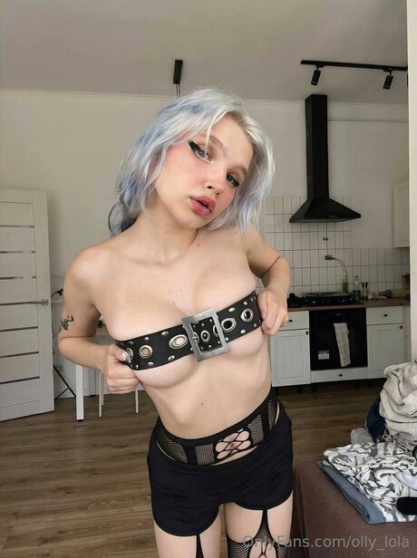 Olly Lola pornstar erotic photos