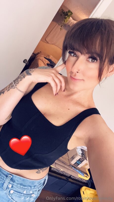 Robinlovecomedy pornstar sex photos