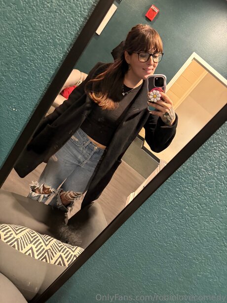 Robinlovecomedy nudes star photo