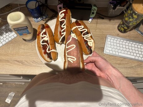 Druwfus porn model images