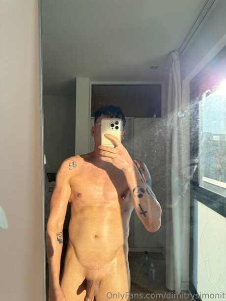 Dimitrysimonit model nude img