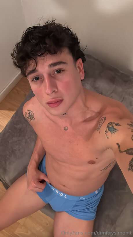 Dimitrysimonit model pornographic pictures