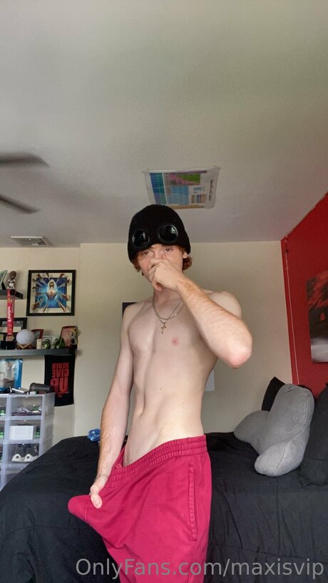 Maxisvip erotic model images