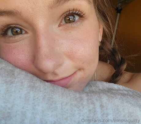 Emmaguilty xxx model img