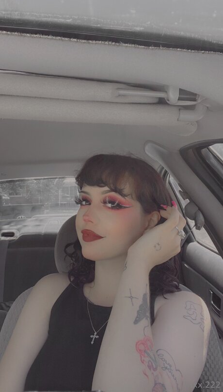 Trixxieee 222 porn actress images