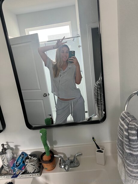 Reaganjames hot star gallery