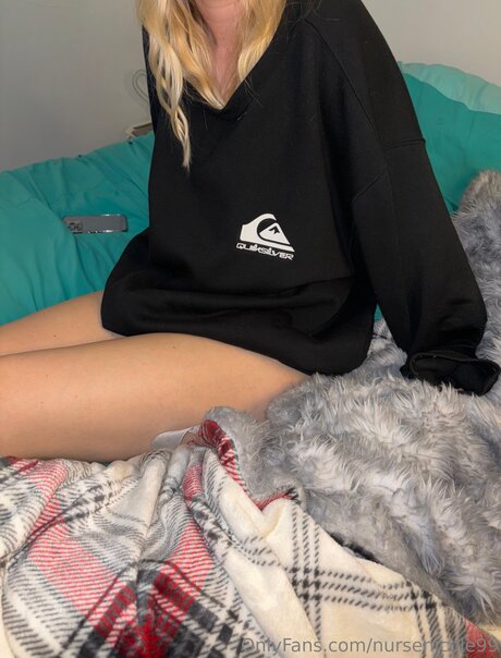 Nursenicole99 model nude galleries