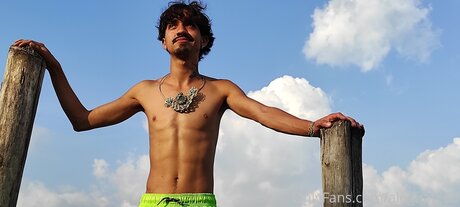 Aleguate69 pretty model photo