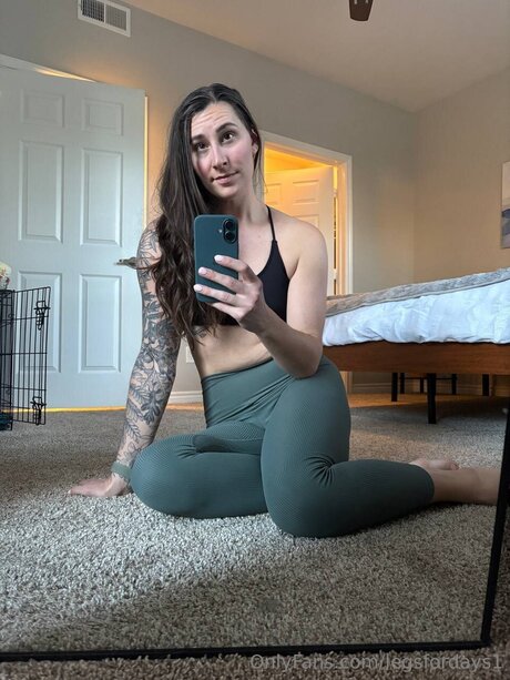 Legsfordays1 pornstar nice photos