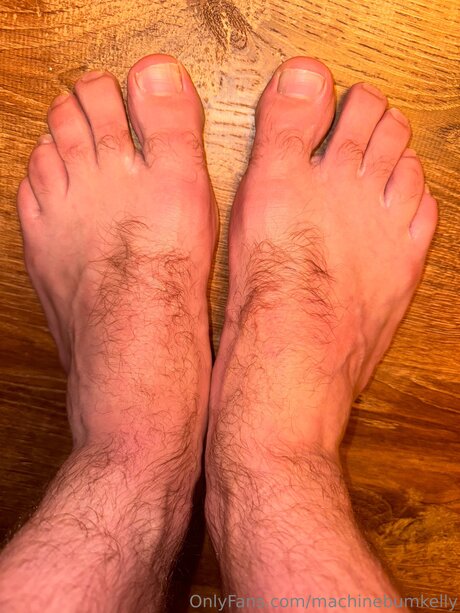 Machinebumkelly pornstar adult photo