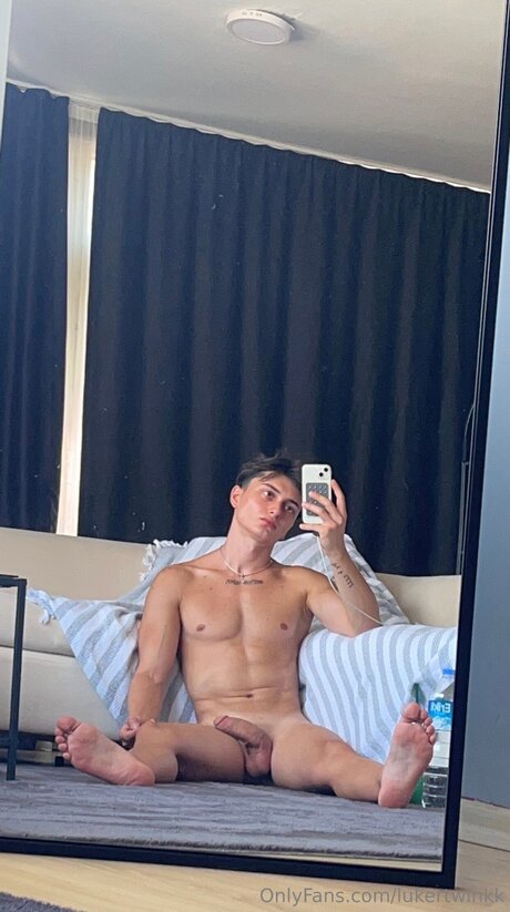 Lukertwinkk perfect actress galleries