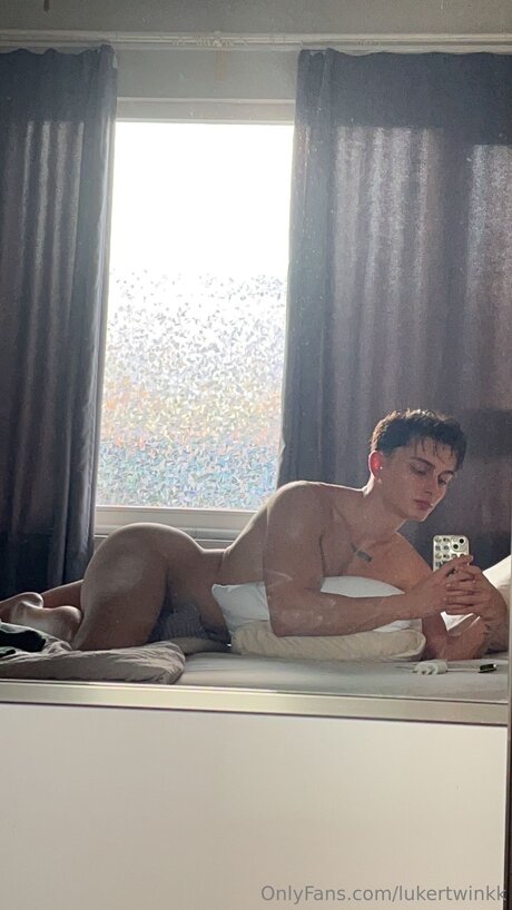 Lukertwinkk star best galleries