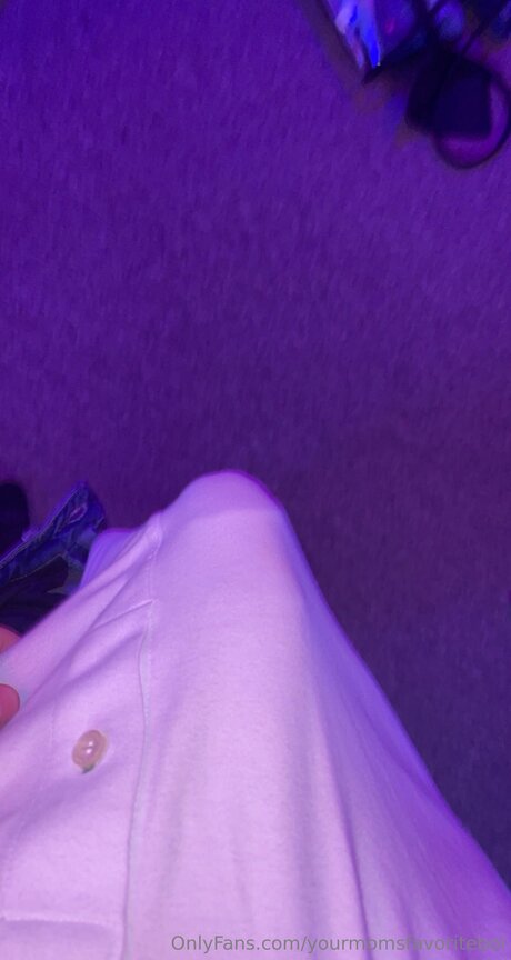 Yourmomsfavoriteboi star nudes image