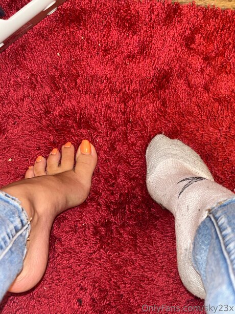 Sky23x model naked picture