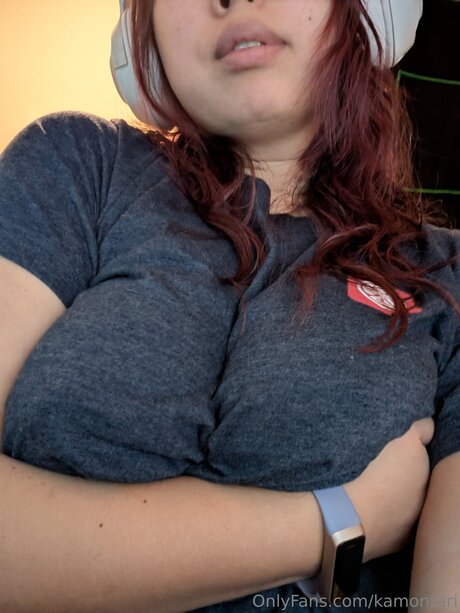 Kamontari erotic actress pictures