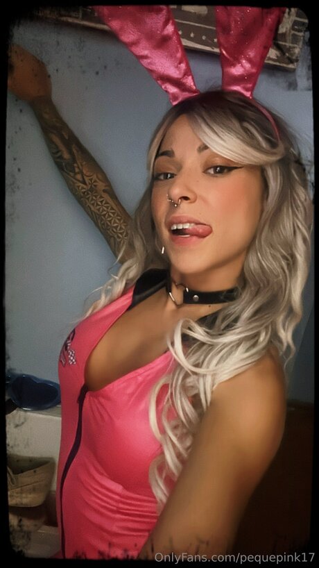 Pequepink17 pornstar hd pics