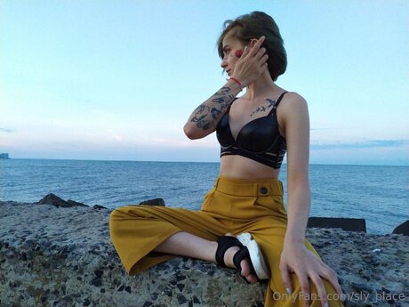 Redsunx naked star img