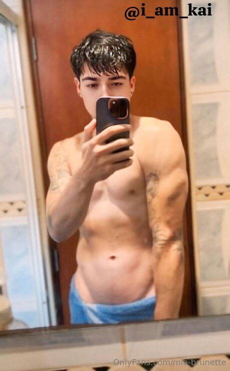 Mia Brunette erotic actress images