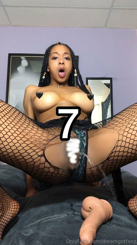 Dreamgotfanz model top galleries