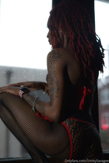 Trinitysavage porn model photos