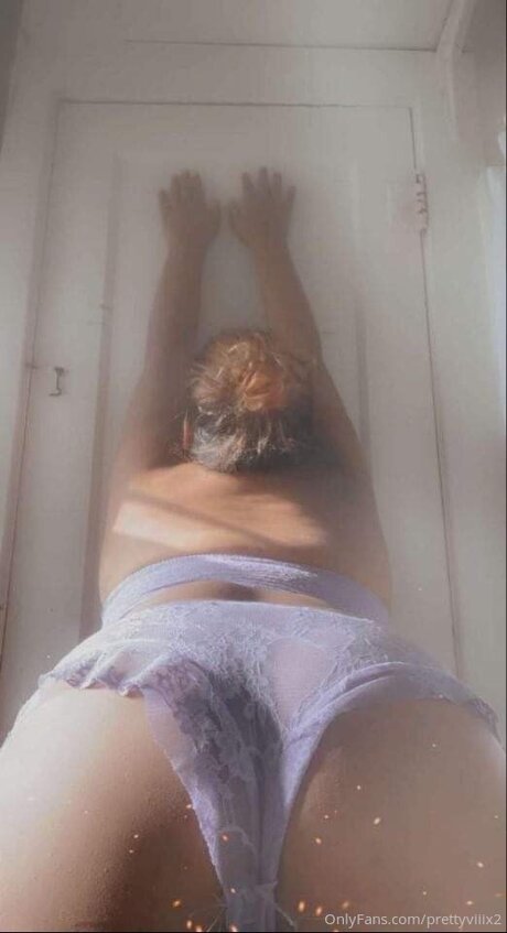 Prettyviiix2 adult star galleries