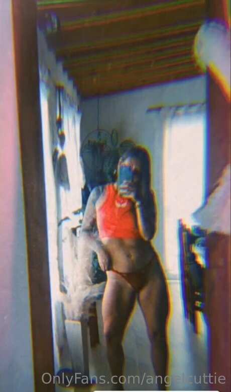 Angelcuttie xxx star picture