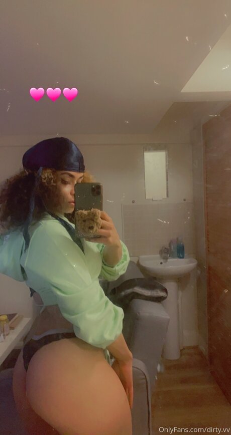 Dirty Vv model porn img