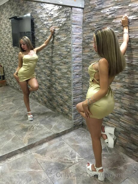 Babymoont pornstar nude img