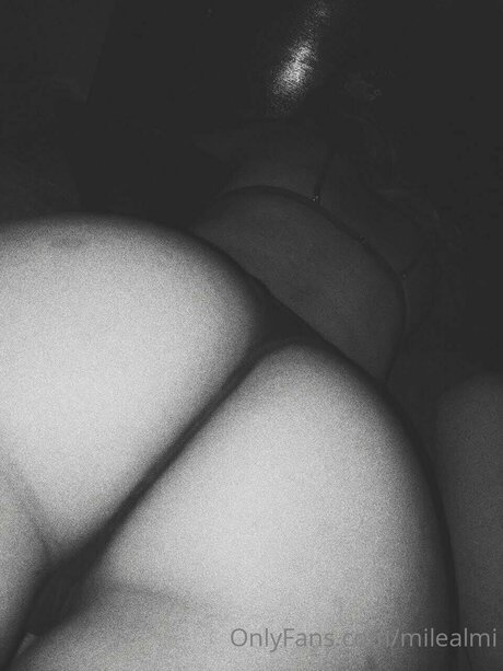 Milealmi sex star pics