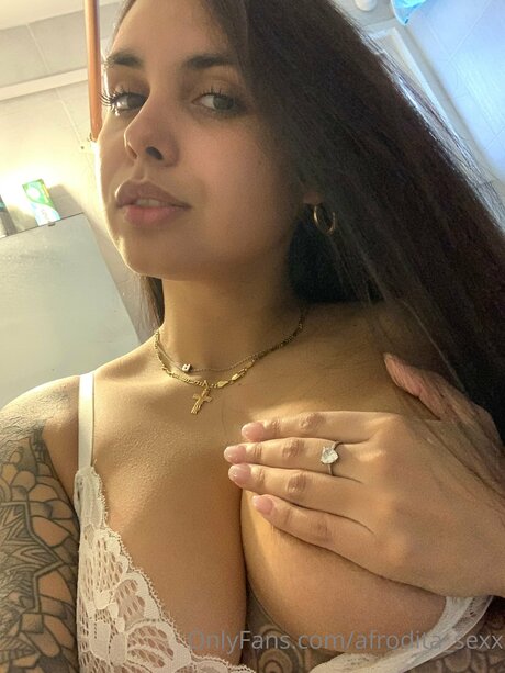 Sashaseren star pretty pic