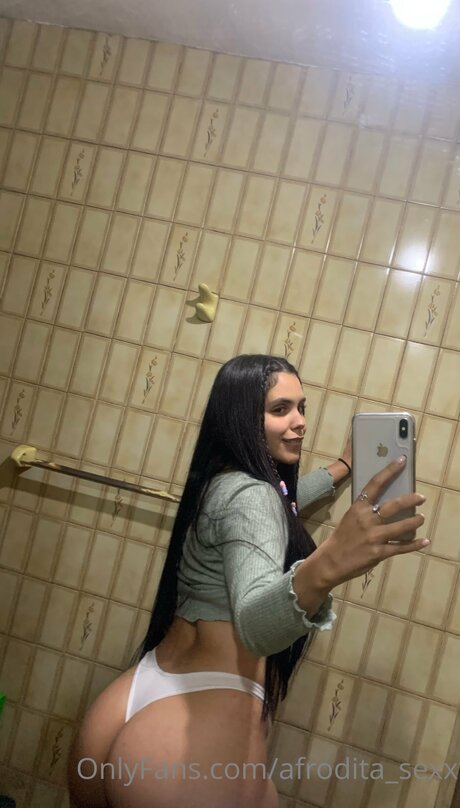 Sashaseren star pretty picture