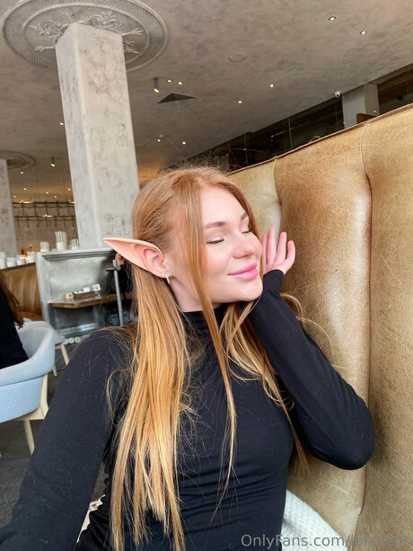 Lolaucos pornstar nudes pics