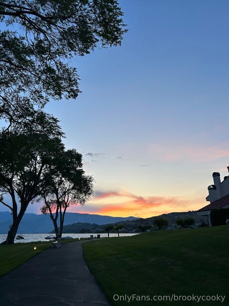 Brookycooky model pretty pics