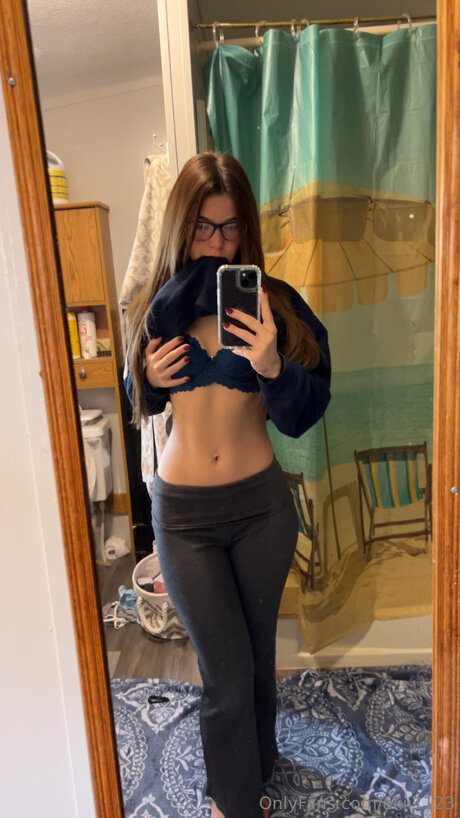 Aliii1123 hd model archive