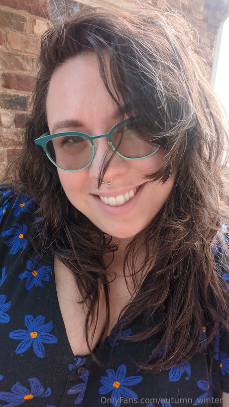 Autumn Winters star hot pic