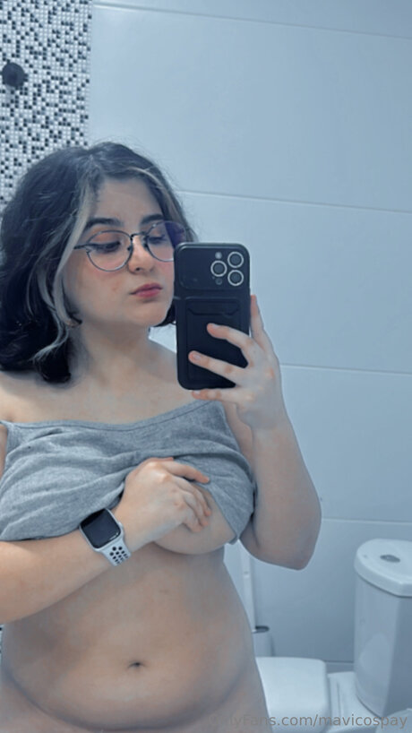 Miracosplay top model picture