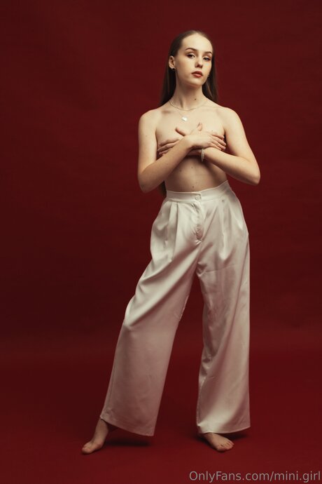 Mini Girl18 art model pictures