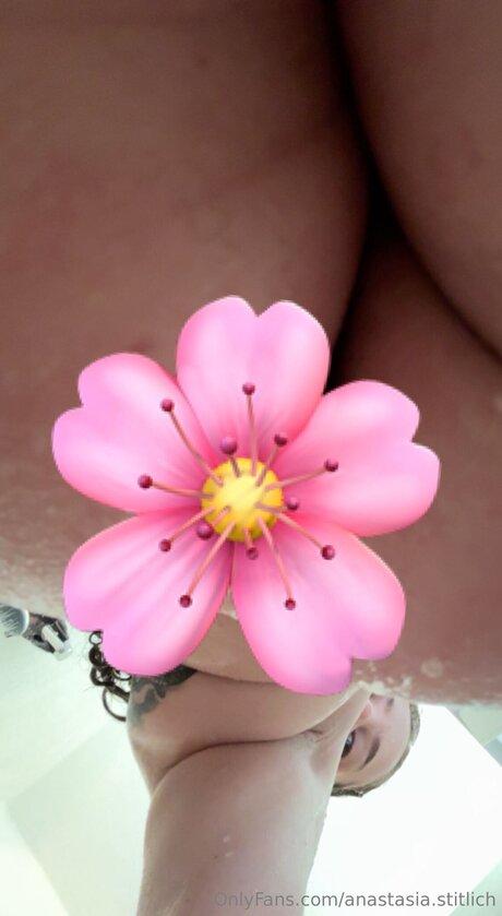 Anastasia Stitlich hot model pics