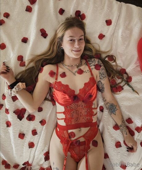 Lilgoblinbabe free model photo