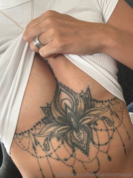 Mrsanonymousx pornstar img