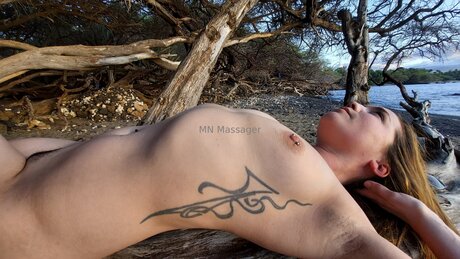 Mnmassager sexy actress gallery