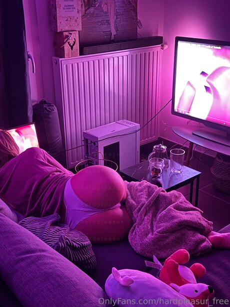 Hardpleasur Free high quality pornstar gallery