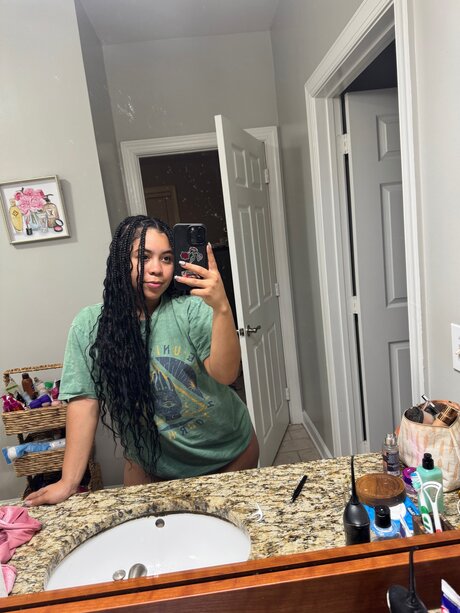 Brialor3n star adult galleries