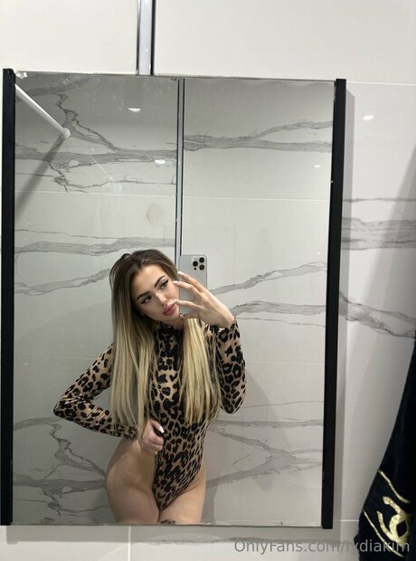 Lydiakim nude star archive