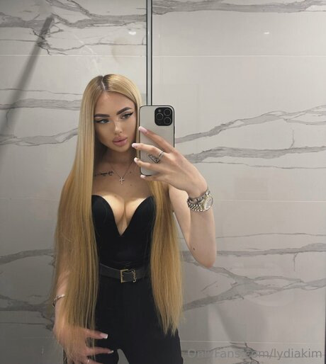 Lydiakim art pornstar pictures