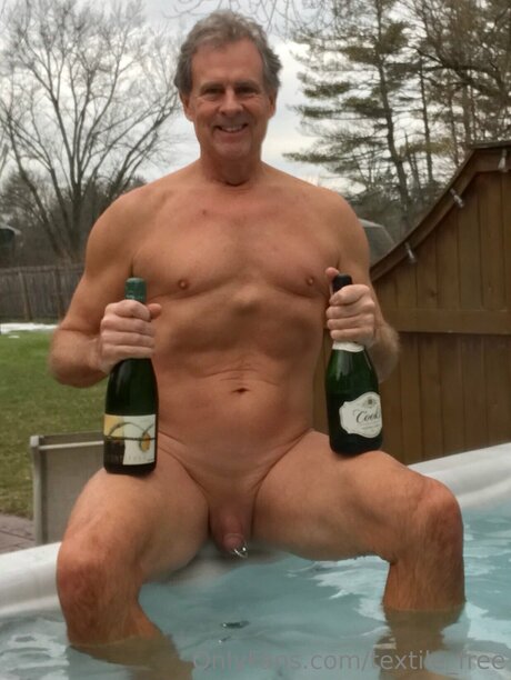 Textile Free pornographic actress img