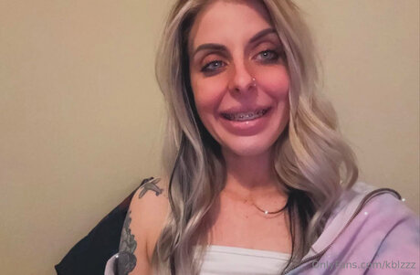 Kblzzz erotic actress picture